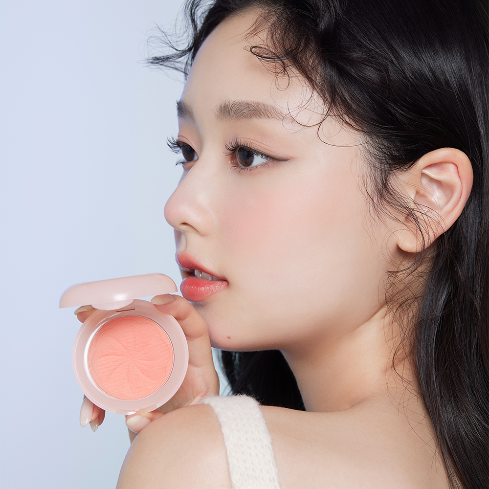 wh_Blusher_M_01